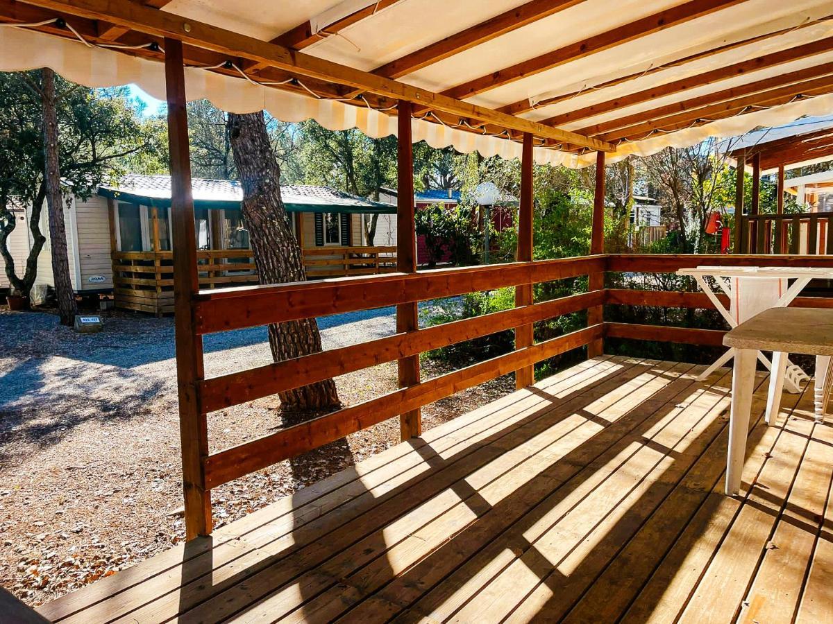 3 Bedroom Chalets Camping Lei Suves - Joycasa Roquebrune-sur-Argens Exterior photo