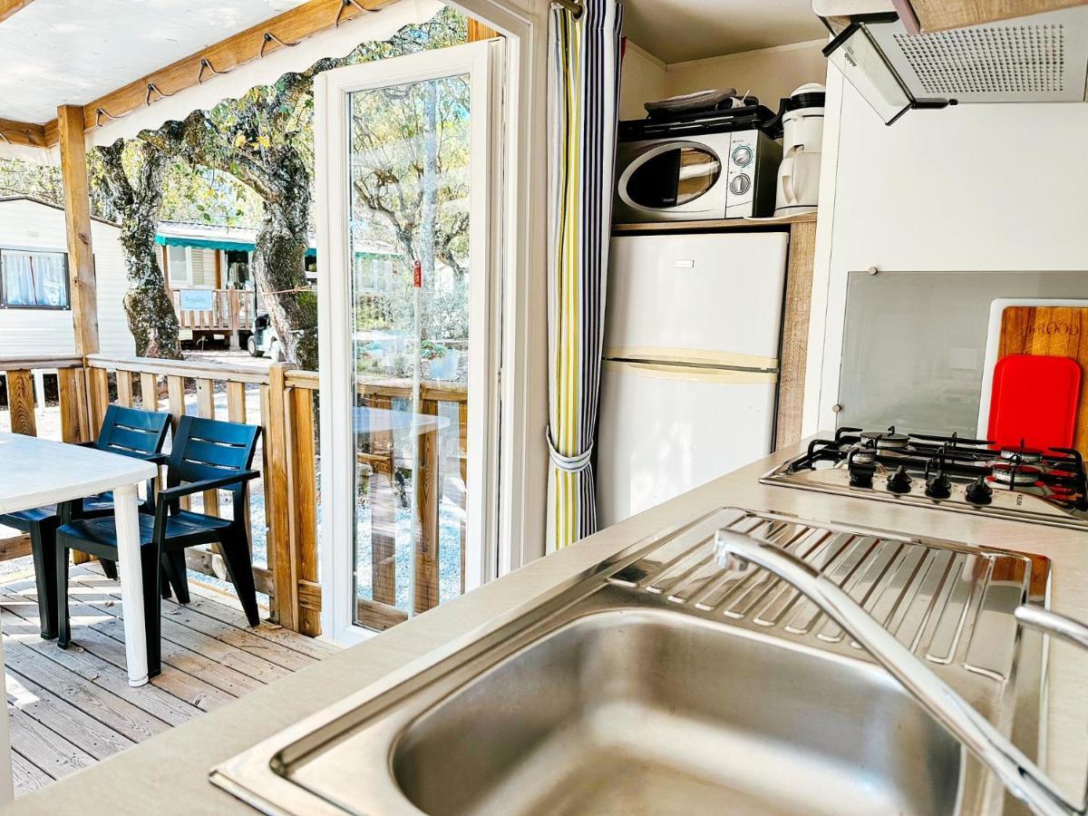 3 Bedroom Chalets Camping Lei Suves - Joycasa Roquebrune-sur-Argens Exterior photo