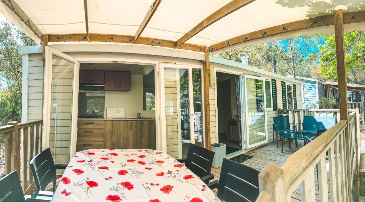 3 Bedroom Chalets Camping Lei Suves - Joycasa Roquebrune-sur-Argens Exterior photo