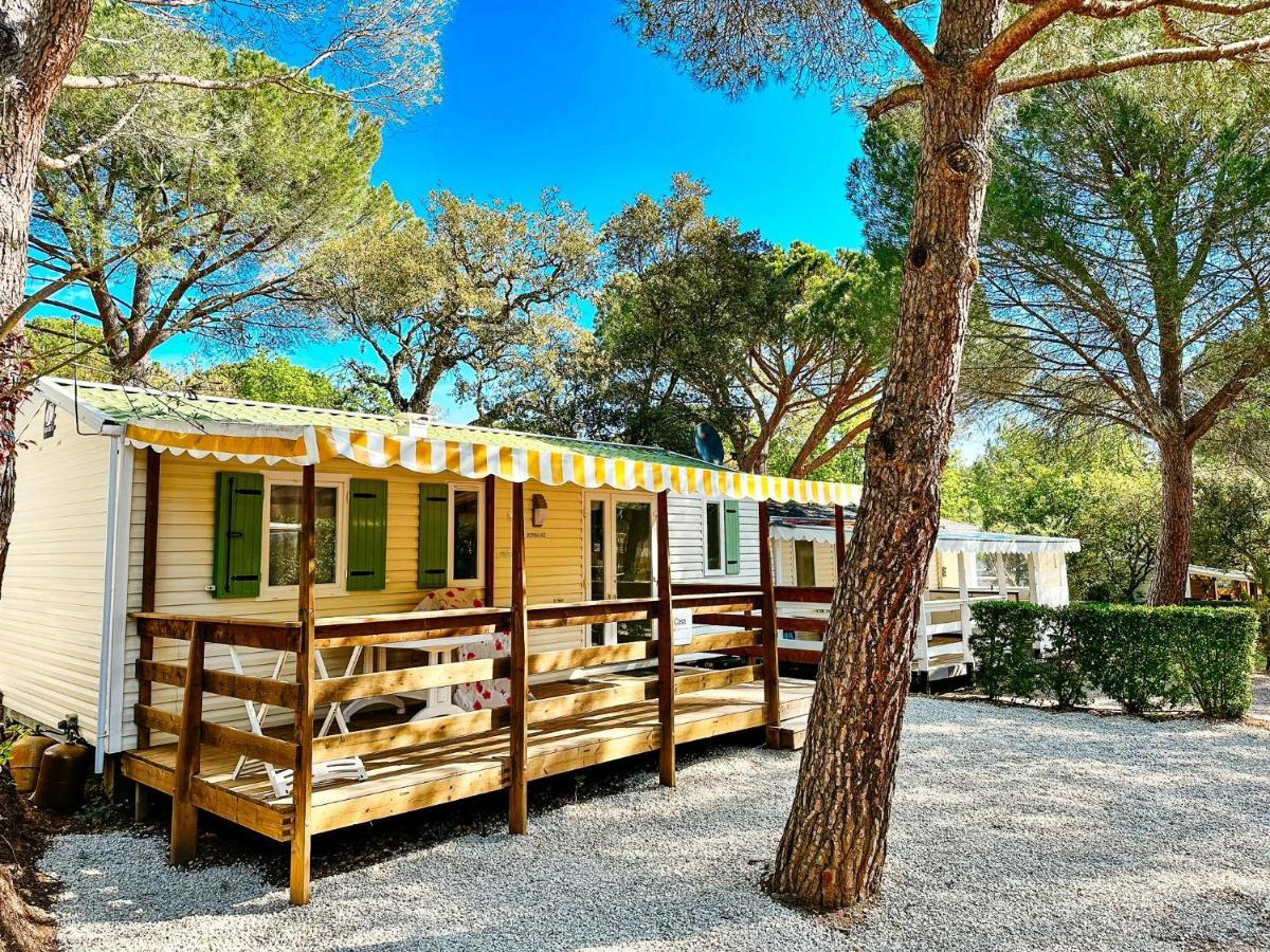 3 Bedroom Chalets Camping Lei Suves - Joycasa Roquebrune-sur-Argens Exterior photo